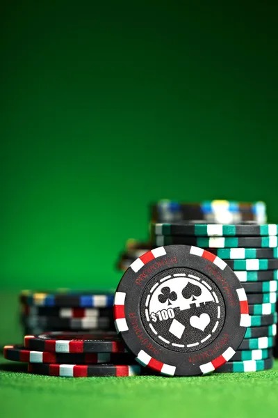 Fortune Tiger slot game interface showing five reels with tiger symbols and payline display on jaminjp188